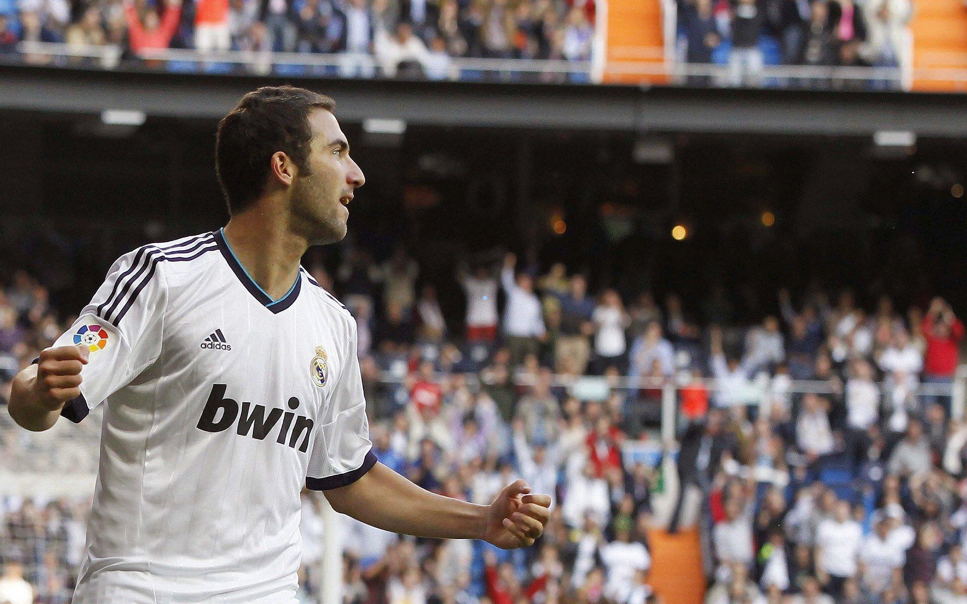 斯基拉确认罗马闪电战锁定新星 19岁热那亚边锋文图里诺先租后买加盟在即