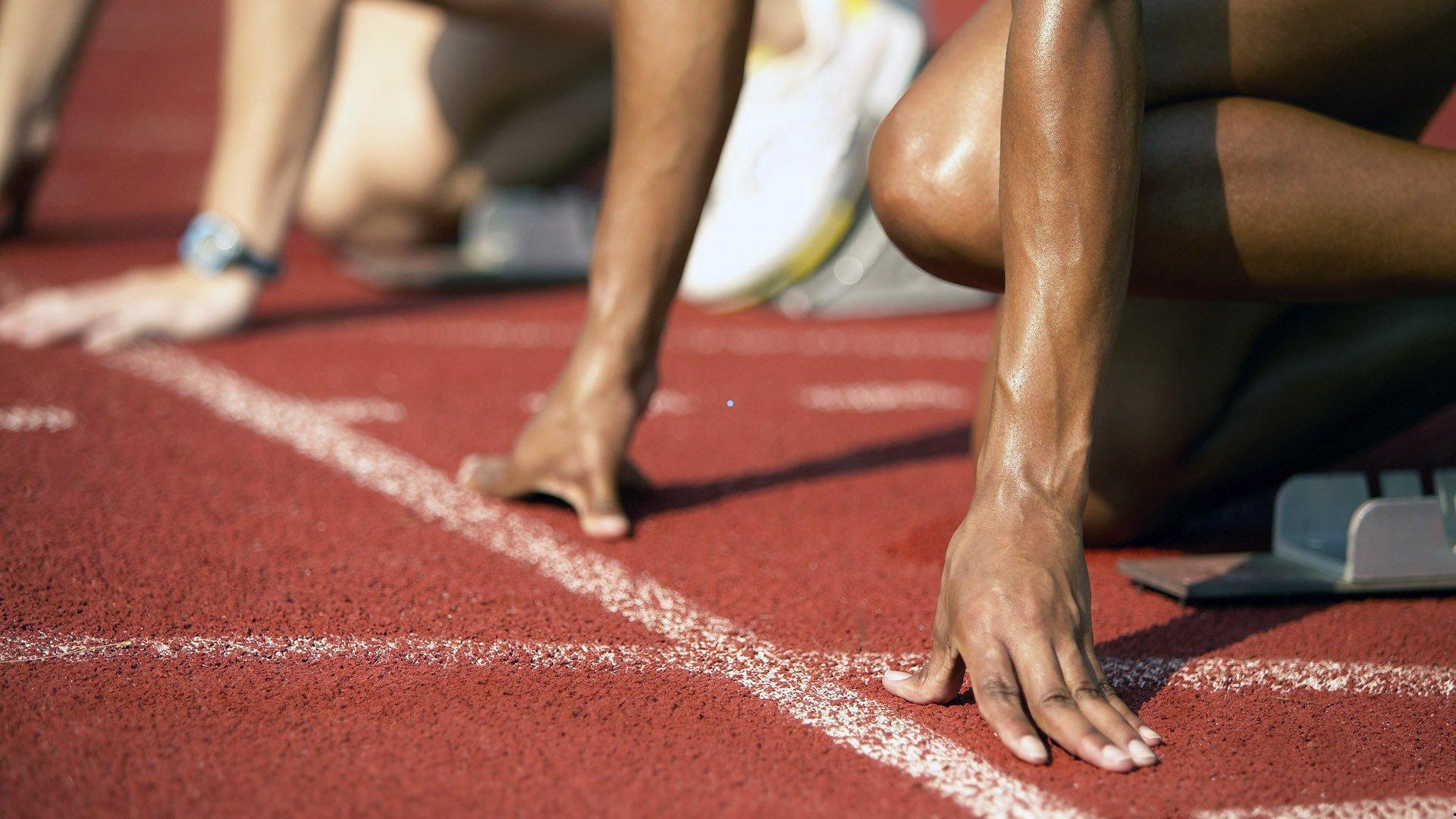 库利巴利放倒马尔穆什染黄,裁判判罚点燃赛场争议